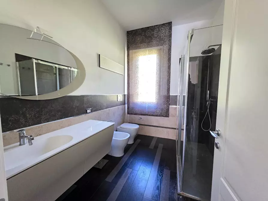 Immagine 16 di Appartamento in vendita  a Santa Maria A Monte