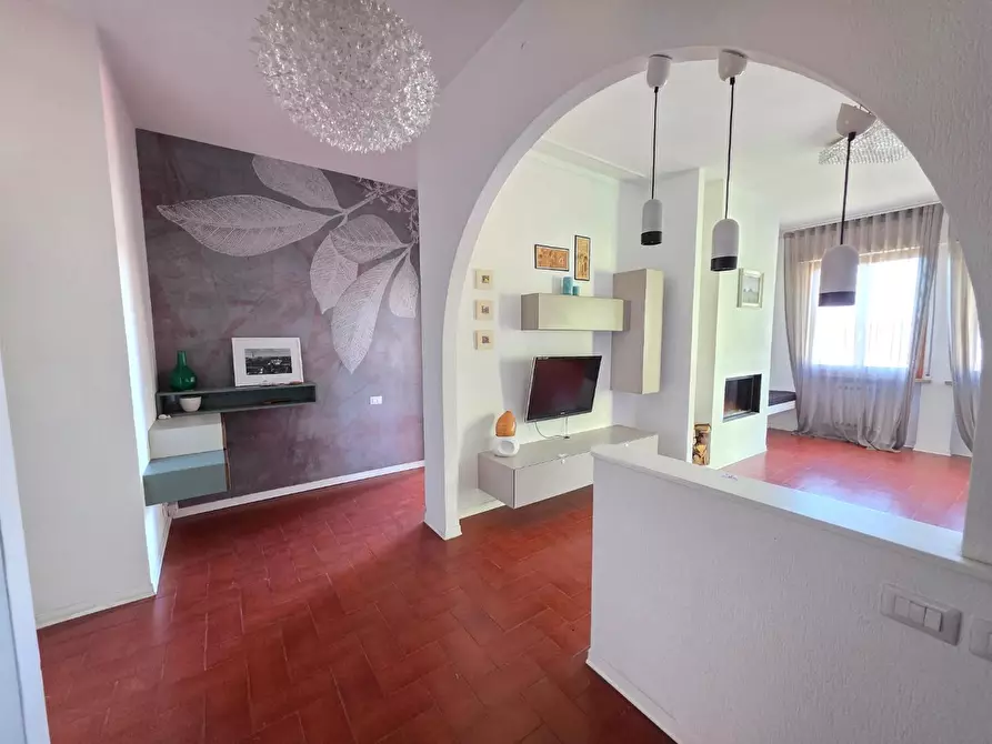 Immagine 2 di Appartamento in vendita  a Santa Maria A Monte