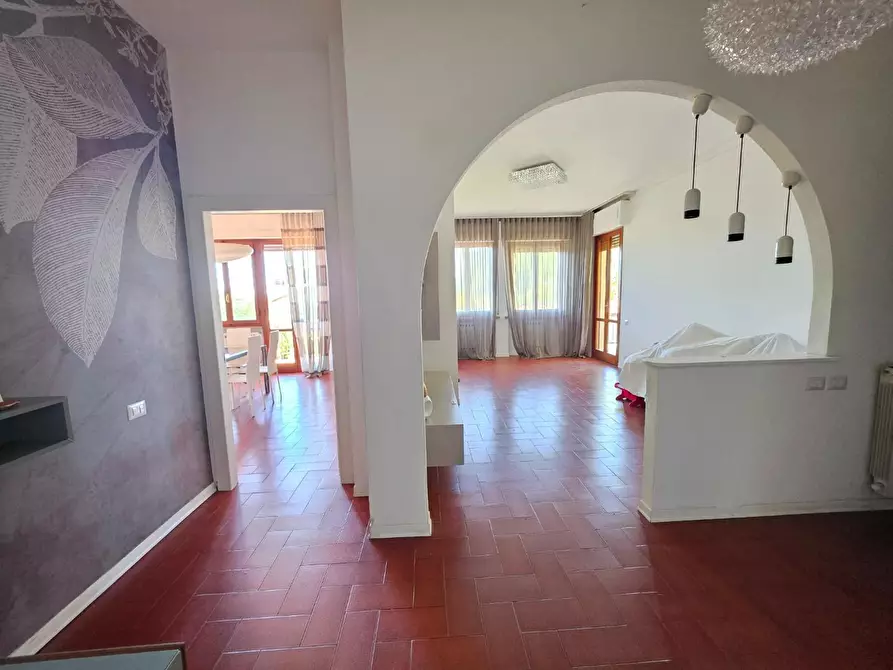 Immagine 5 di Appartamento in vendita  a Santa Maria A Monte