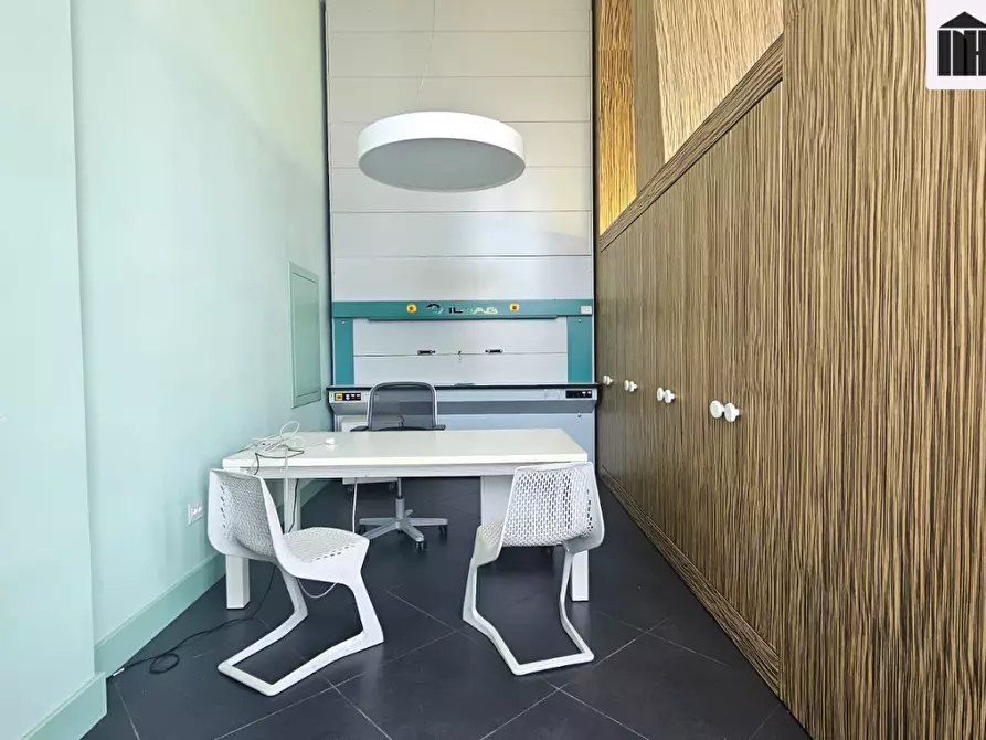 Immagine 20 di Ufficio in vendita  a Santa Croce Sull'arno