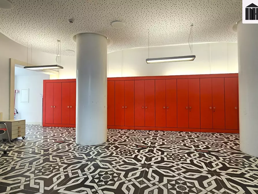 Immagine 5 di Ufficio in vendita  a Santa Croce Sull'arno