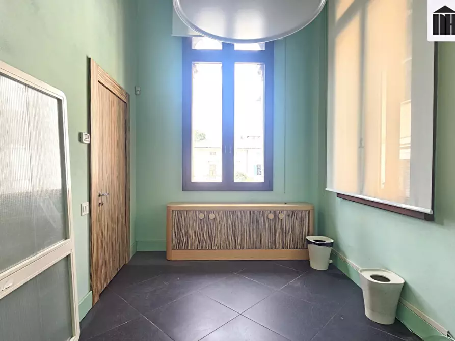 Immagine 18 di Ufficio in vendita  a Santa Croce Sull'arno