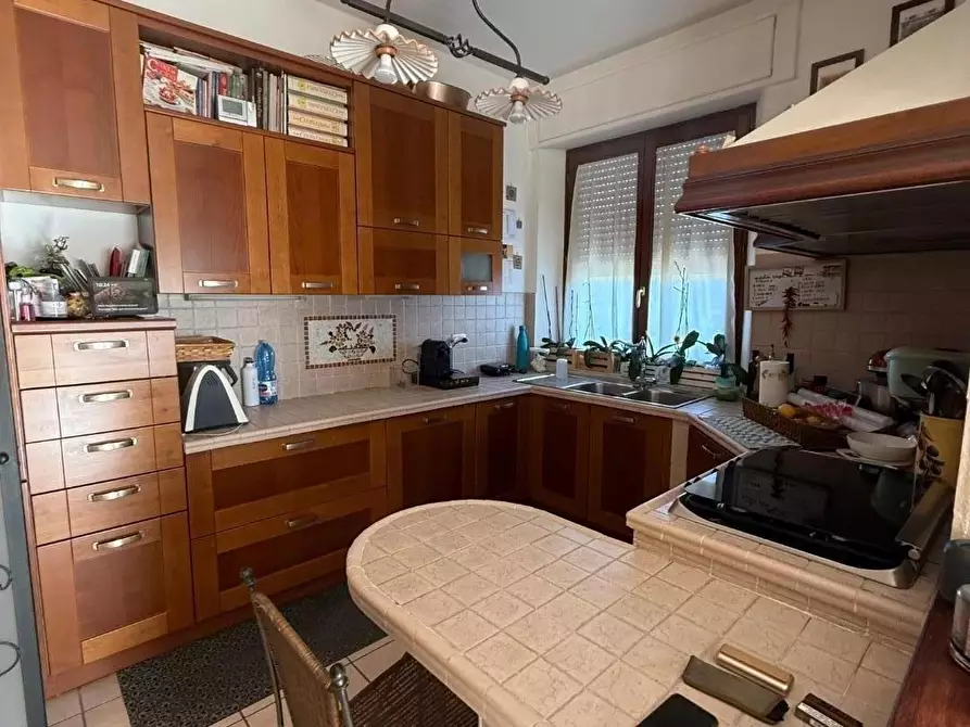 Immagine 16 di Appartamento in vendita  a Massa