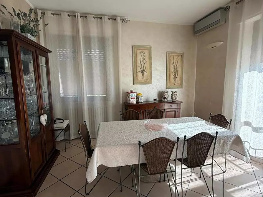 Immagine 15 di Appartamento in vendita  a Massa