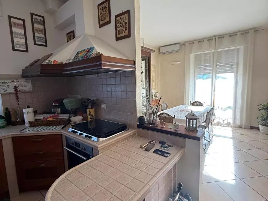 Immagine 19 di Appartamento in vendita  a Massa