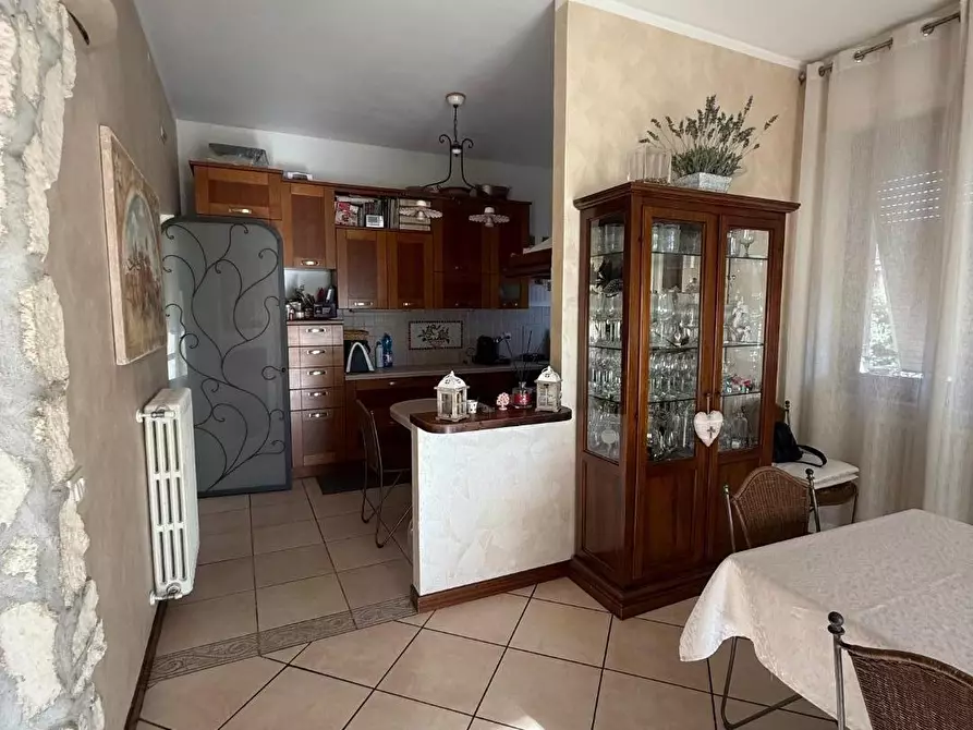 Immagine 13 di Appartamento in vendita  a Massa