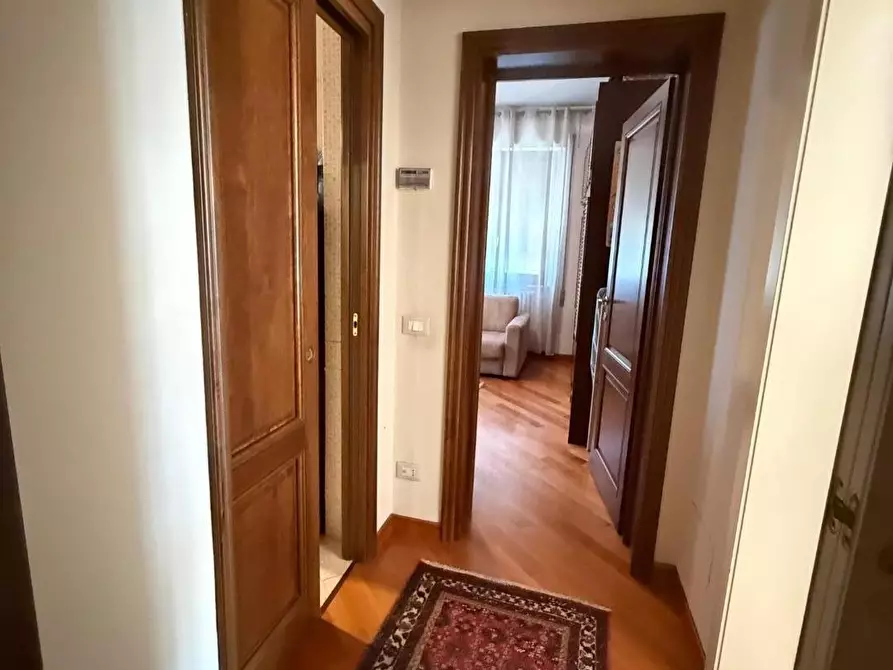 Immagine 40 di Appartamento in vendita  a Massa