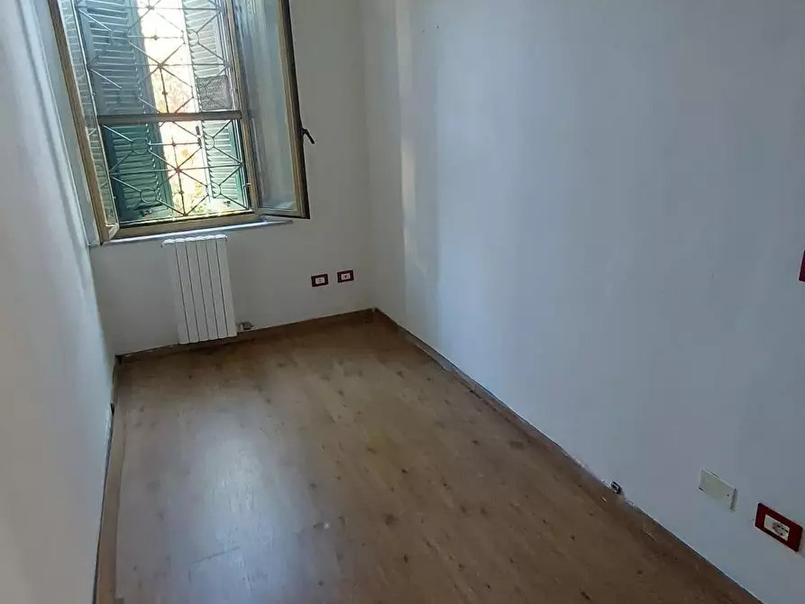 Immagine 17 di Casa bifamiliare in vendita  a Pontedera