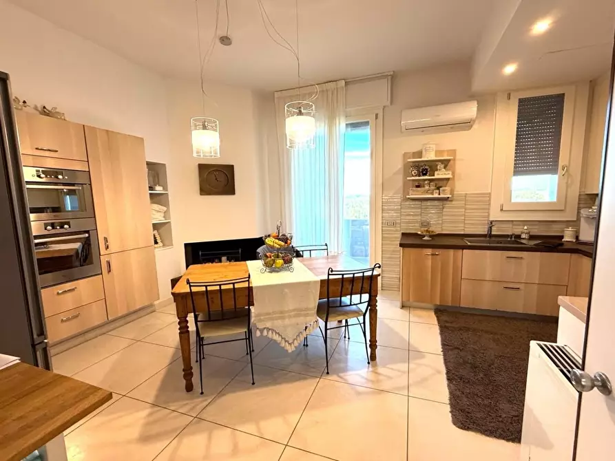 Immagine 9 di Appartamento in vendita  a Gambassi Terme