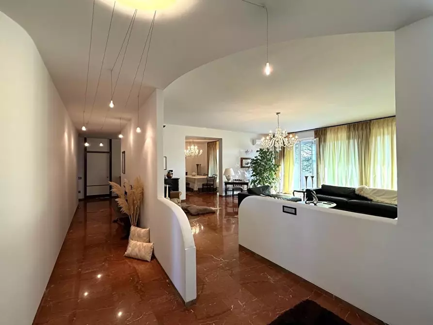 Immagine 2 di Appartamento in vendita  a Gambassi Terme