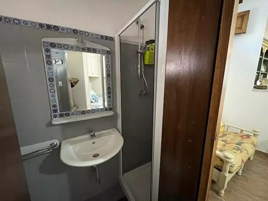 Immagine 10 di Casa indipendente in vendita  a Vicopisano