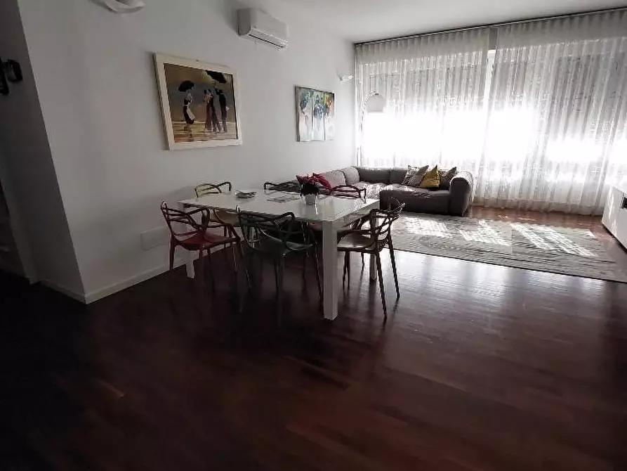 Immagine 6 di Appartamento in vendita  a Firenze