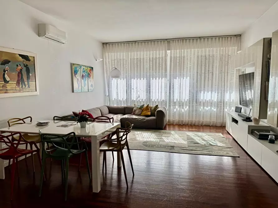 Immagine 1 di Appartamento in vendita  a Firenze