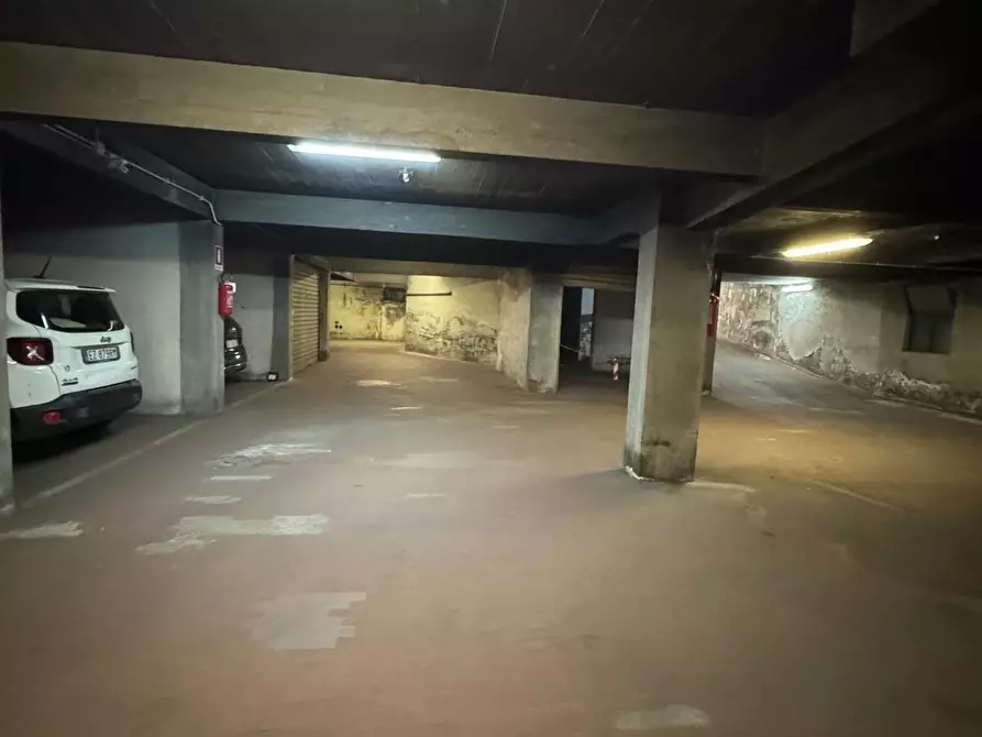 Immagine 22 di Appartamento in vendita  a Firenze