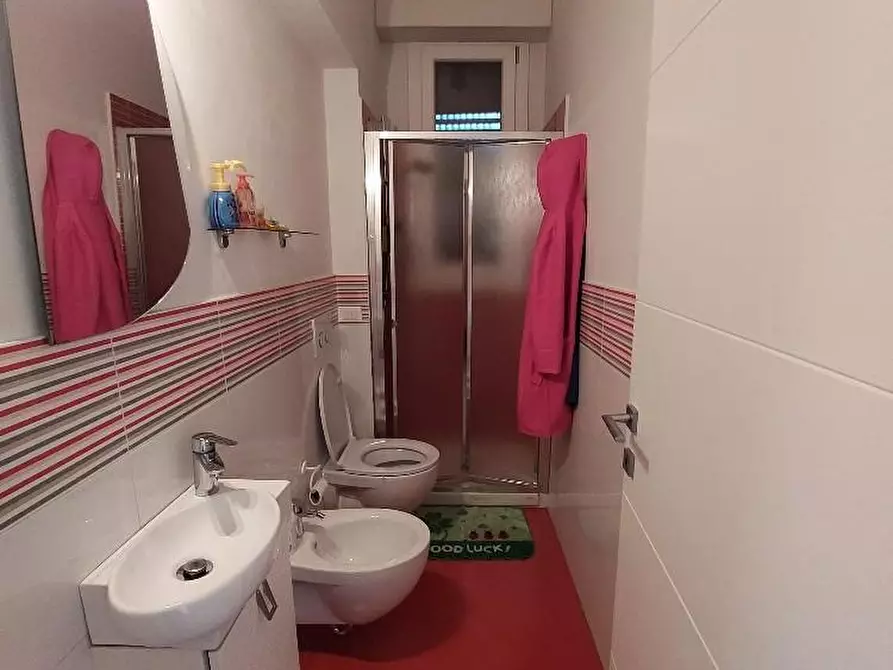 Immagine 14 di Appartamento in vendita  a Firenze