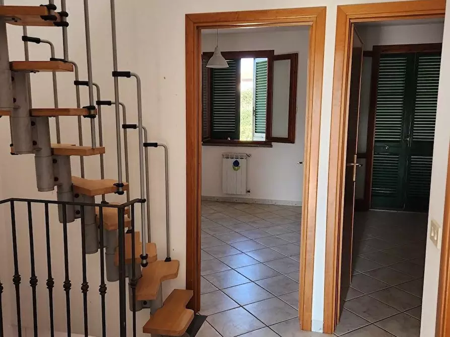 Immagine 8 di Villetta a schiera in affitto  a Santa Maria A Monte