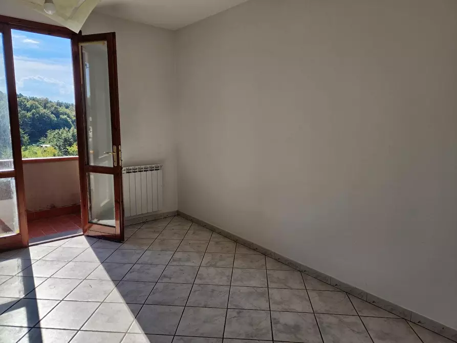 Immagine 10 di Villetta a schiera in affitto  a Santa Maria A Monte