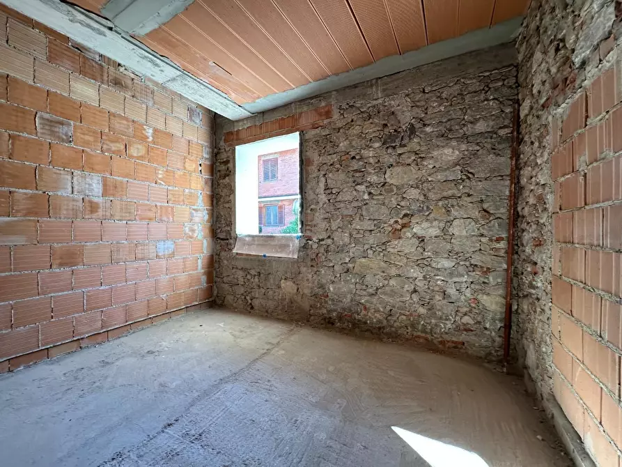 Immagine 8 di Casa bifamiliare in vendita  a Capannori