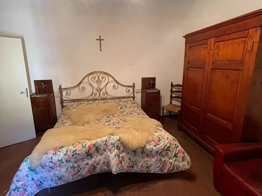 Immagine 9 di Appartamento in vendita  a Chiusdino