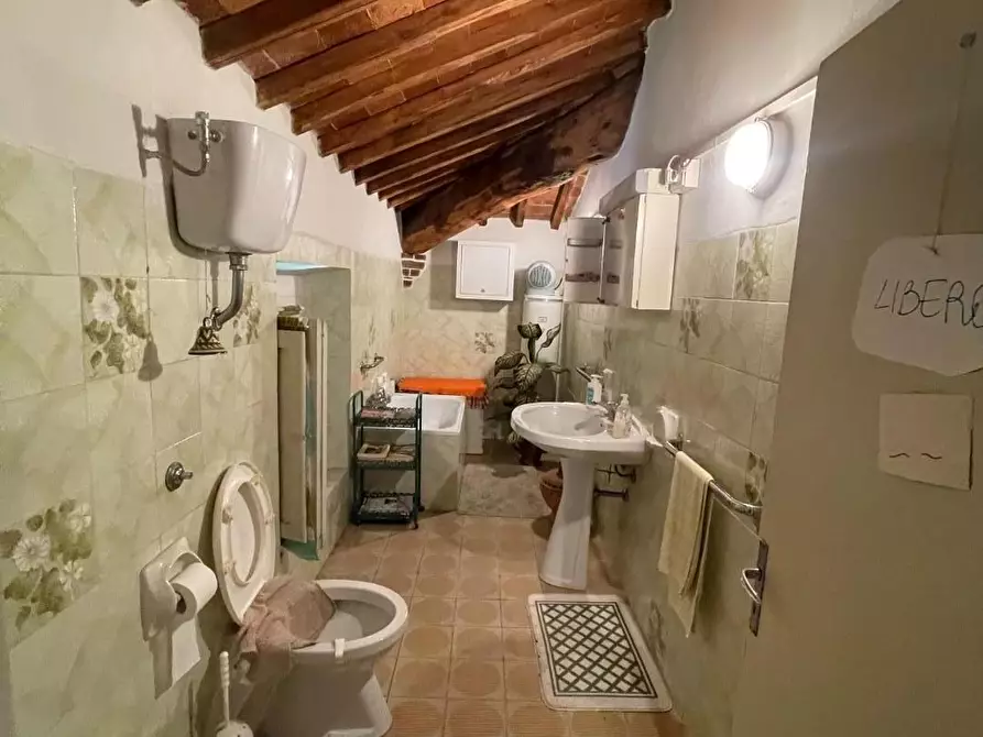 Immagine 7 di Appartamento in vendita  a Chiusdino