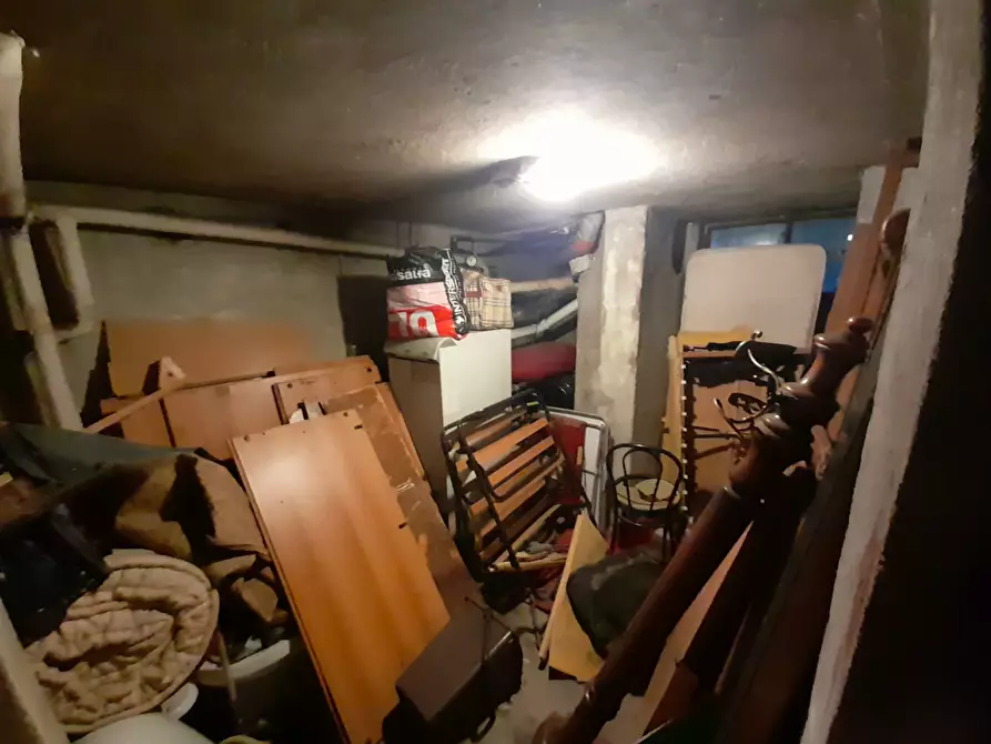 Immagine 6 di Appartamento in vendita  a Robecchetto Con Induno