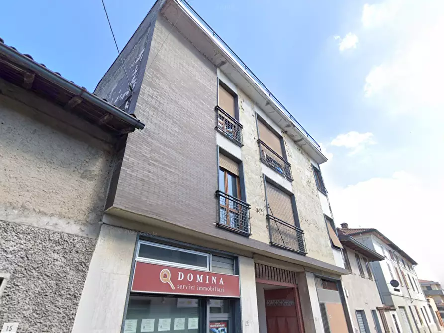 Immagine 1 di Appartamento in vendita  a Robecchetto Con Induno