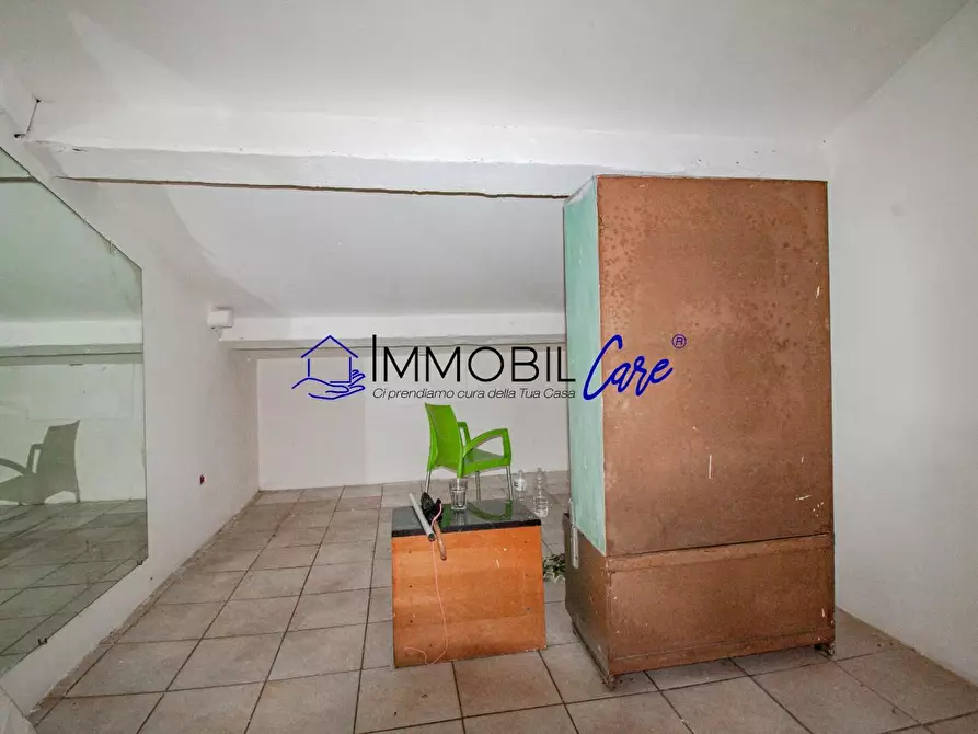 Immagine 8 di Appartamento in vendita  a Livorno