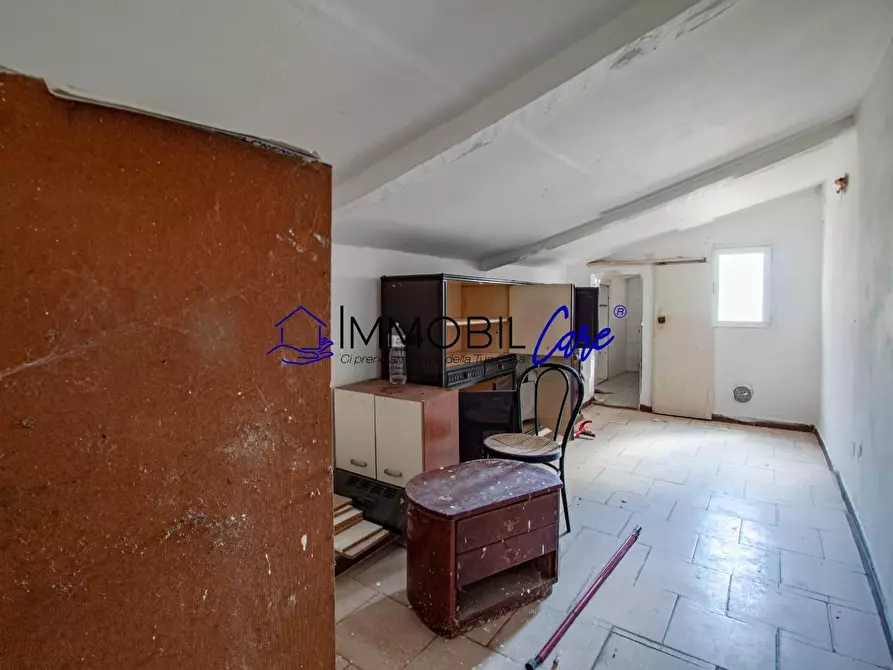 Immagine 2 di Appartamento in vendita  a Livorno