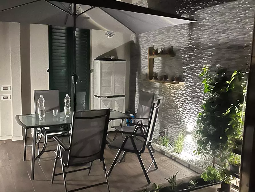 Immagine 4 di Appartamento in vendita  a Viareggio