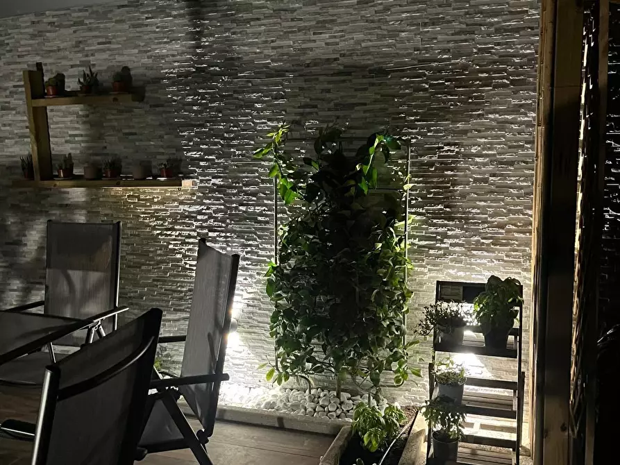 Immagine 2 di Appartamento in vendita  a Viareggio