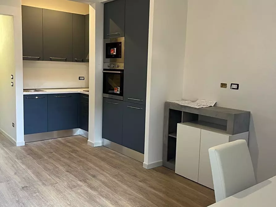 Immagine 9 di Appartamento in vendita  a Viareggio