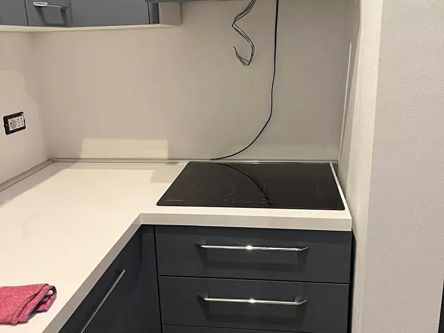 Immagine 10 di Appartamento in vendita  a Viareggio