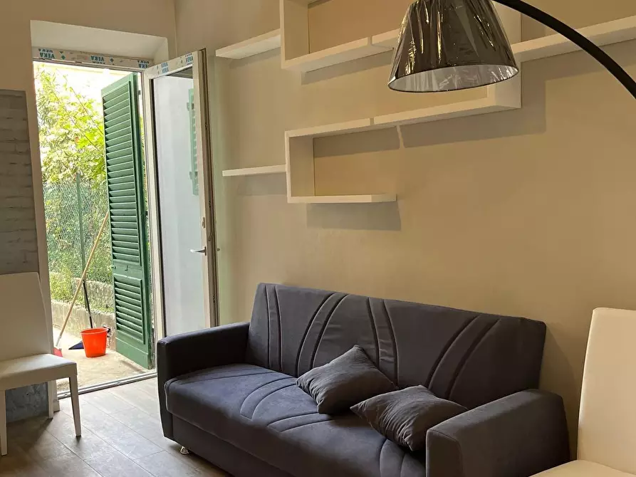 Immagine 11 di Appartamento in vendita  a Viareggio