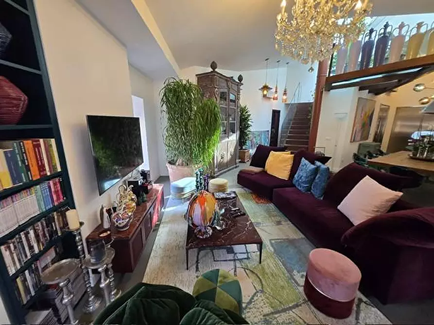 Immagine 8 di Appartamento in vendita  a Siena