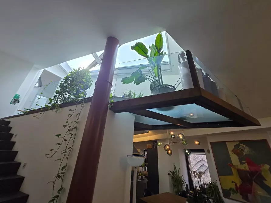 Immagine 30 di Appartamento in vendita  a Siena