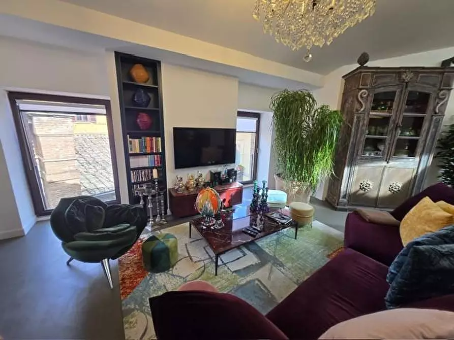 Immagine 3 di Appartamento in vendita  a Siena