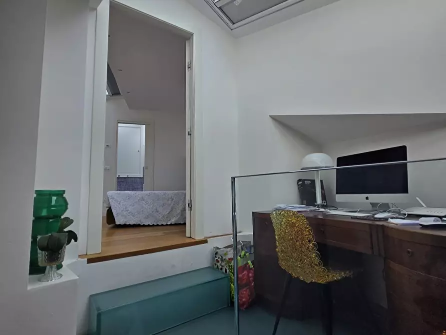 Immagine 29 di Appartamento in vendita  a Siena