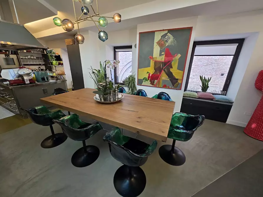 Immagine 13 di Appartamento in vendita  a Siena