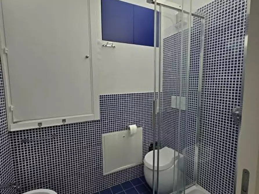 Immagine 33 di Appartamento in vendita  a Siena