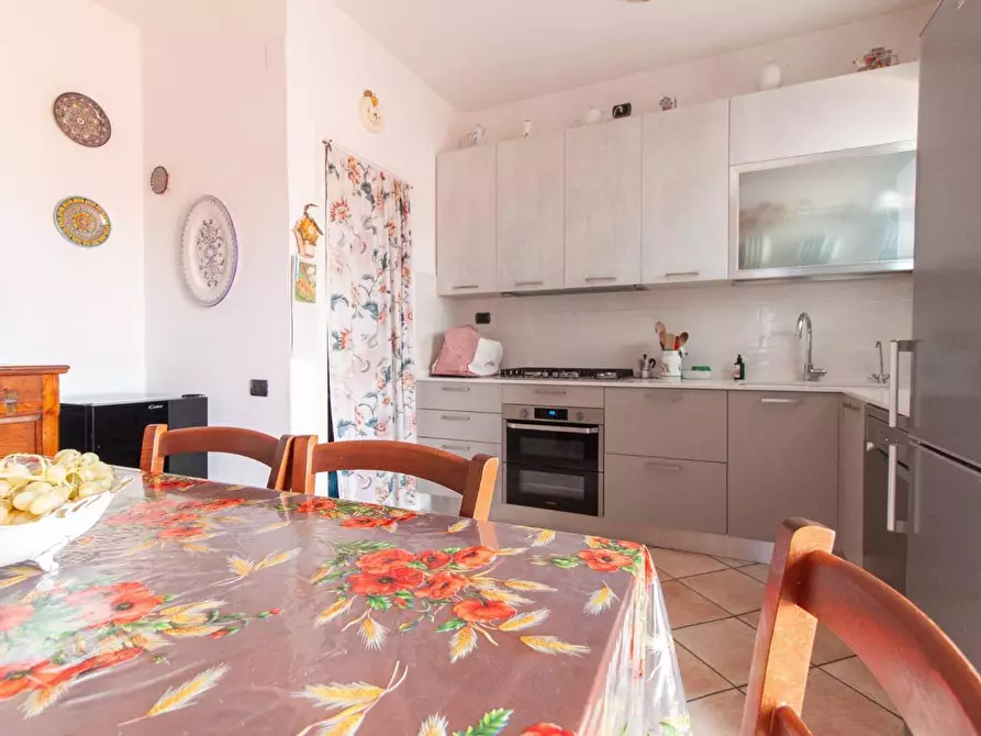 Immagine 10 di Appartamento in vendita  a Pisa