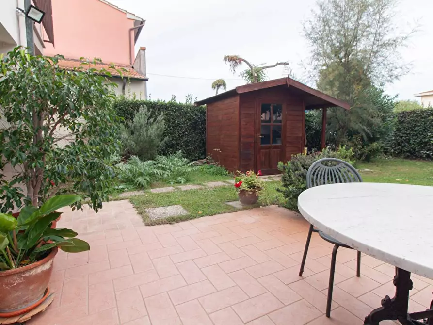 Immagine 32 di Appartamento in vendita  a Pisa