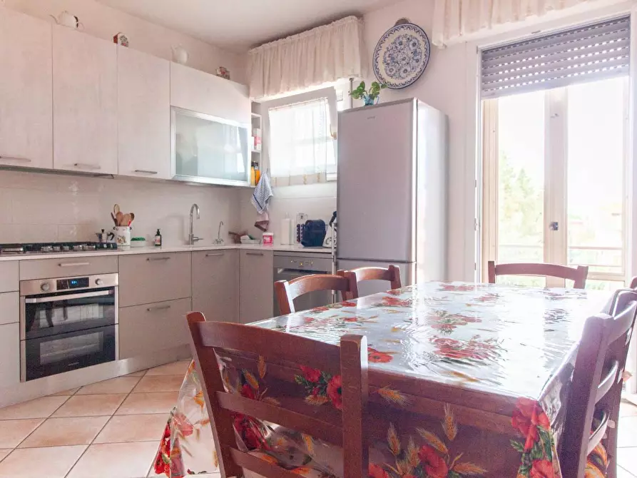 Immagine 7 di Appartamento in vendita  a Pisa