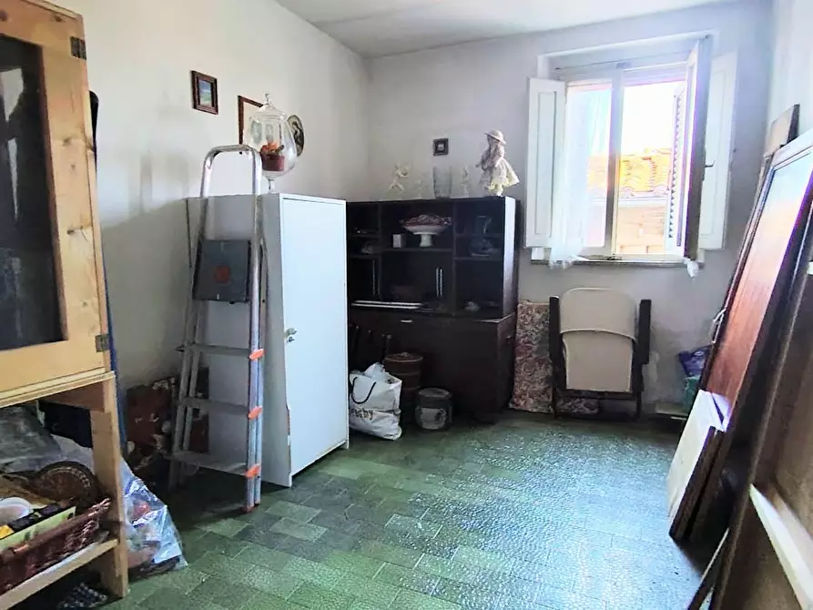 Immagine 12 di Appartamento in vendita  a Santa Maria A Monte