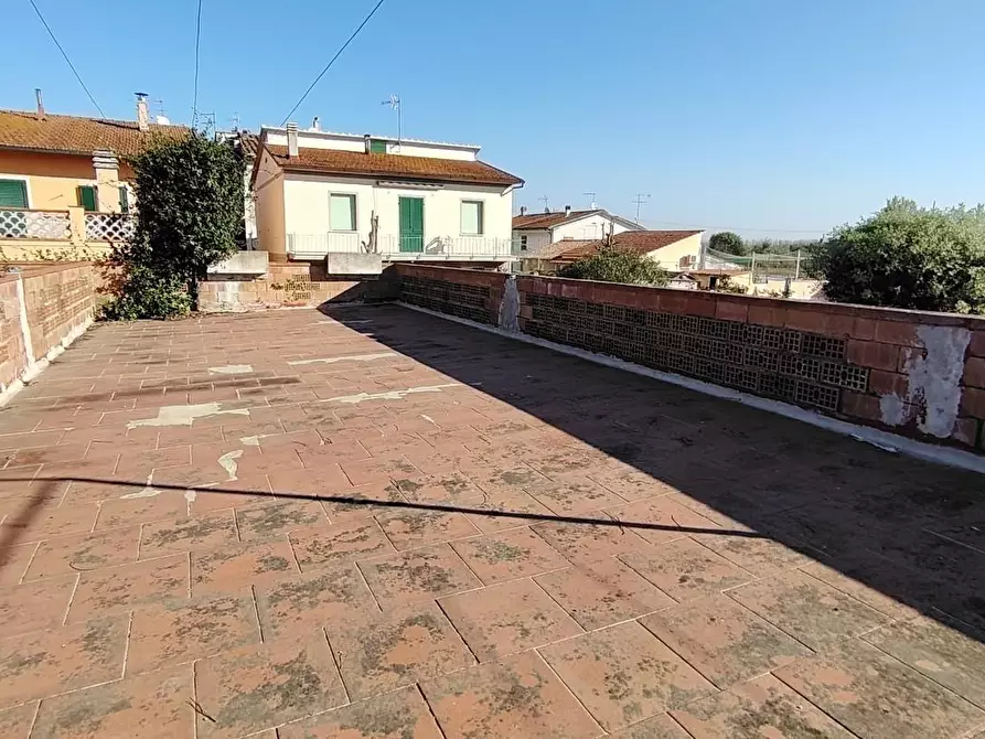 Immagine 2 di Appartamento in vendita  a Santa Maria A Monte