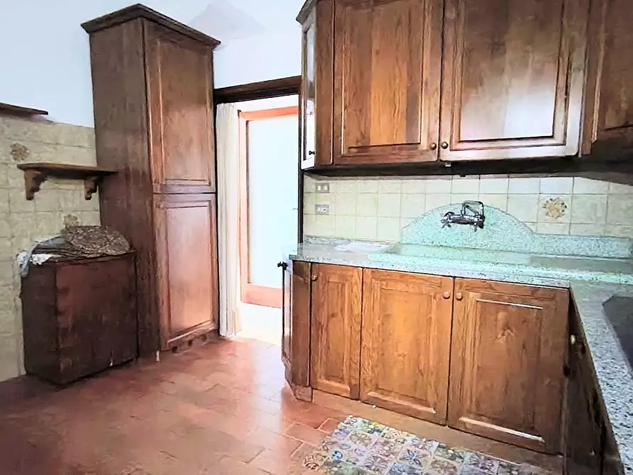 Immagine 7 di Appartamento in vendita  a Santa Maria A Monte