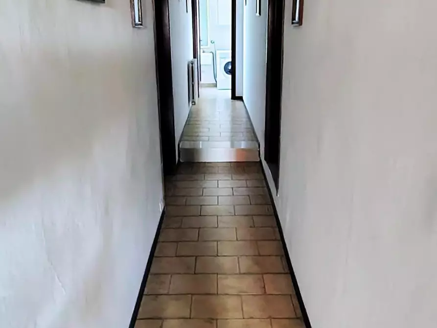 Immagine 9 di Appartamento in vendita  a Santa Maria A Monte