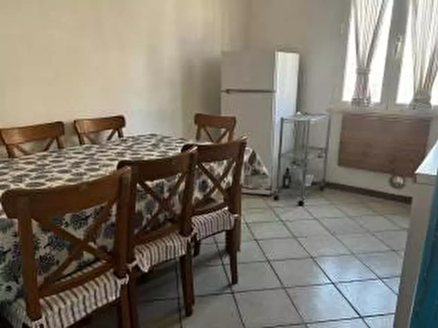 Immagine 13 di Appartamento in vendita  a Viareggio