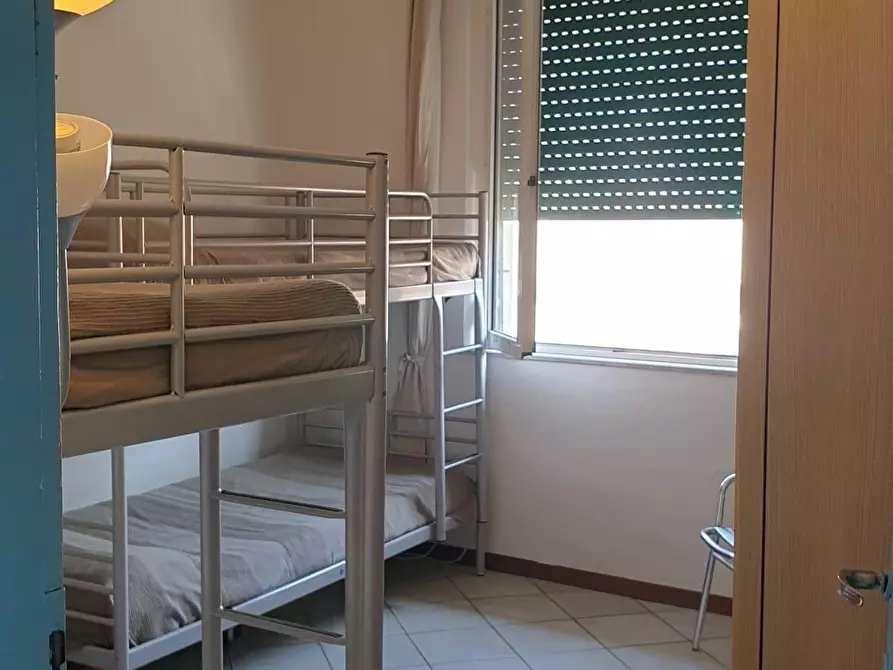 Immagine 17 di Appartamento in vendita  a Viareggio