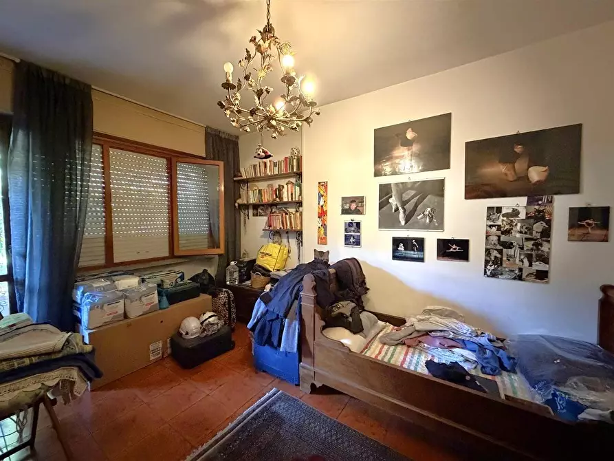 Immagine 7 di Appartamento in vendita  a Massa