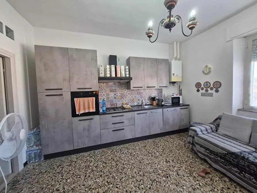 Immagine 5 di Appartamento in vendita  a Campiglia Marittima